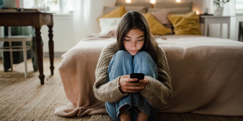 Feed Infinito: Impacto Del Contenido Breve En Redes Sociales